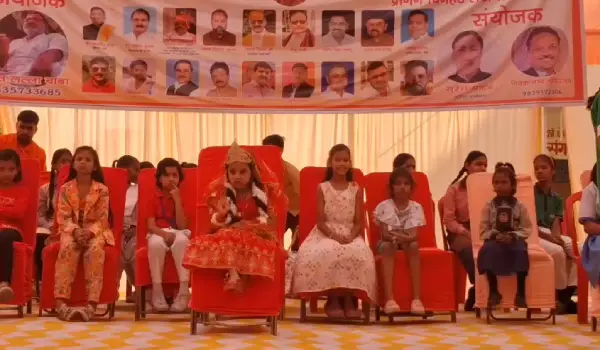 लखनऊ और बाराबंकी की 121 छात्राओं का सम्मान