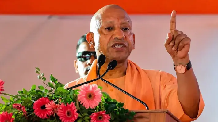UP News: ग्राम प्रहरियों को बड़ी सौगात, मानदेय में बढ़ोत्तरी के साथ मिलेगी कैशलेस इलाज की सुविधा
